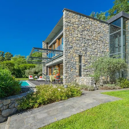 Infinity By Rent * Como