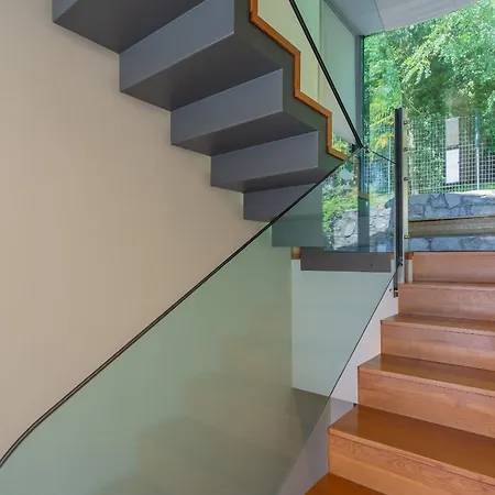 Infinity By Rent Como