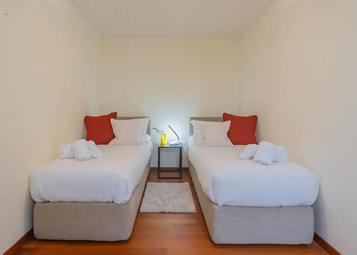 Infinity By Rent Como