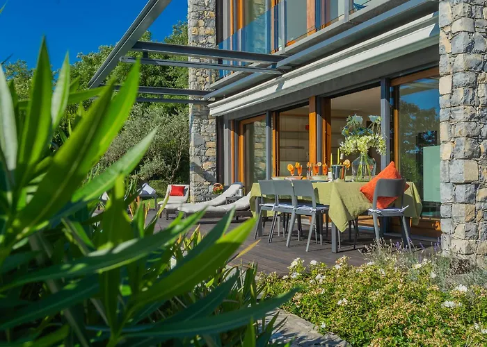 Infinity Villa Como
